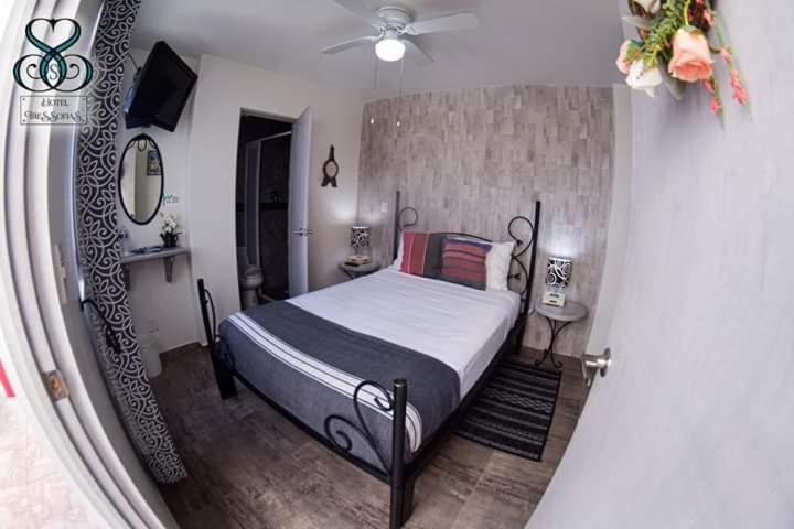 Hotel Tres Sofias Querétaro Exteriör bild